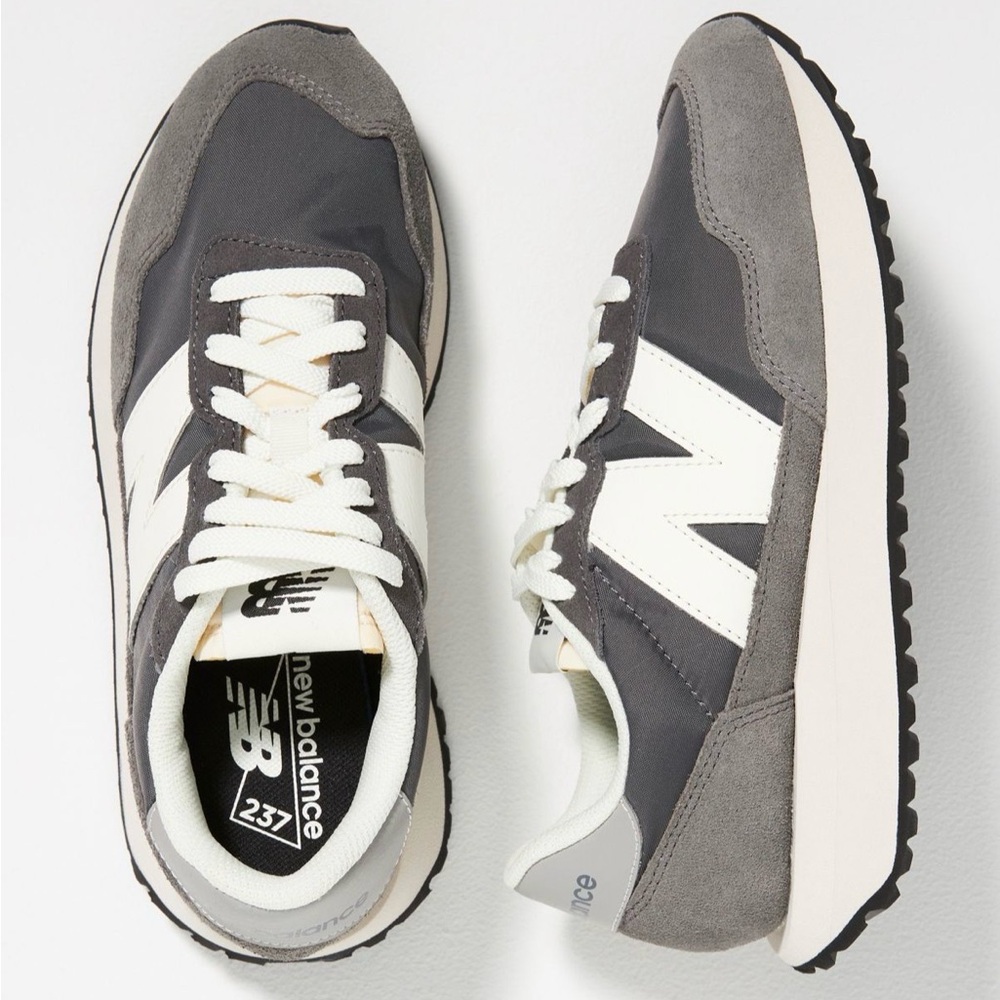Women’s New Balance 237